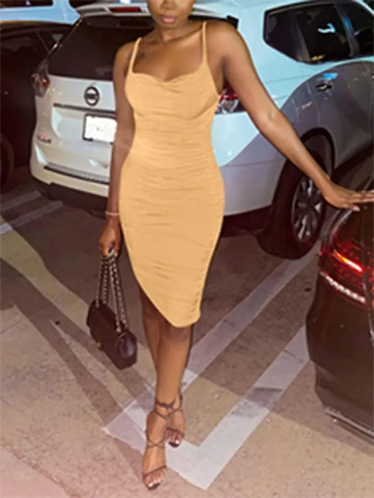 BEAGIMEG Women's Ruched Backless Spaghetti Strap Bodycon Party Club Midi Dress